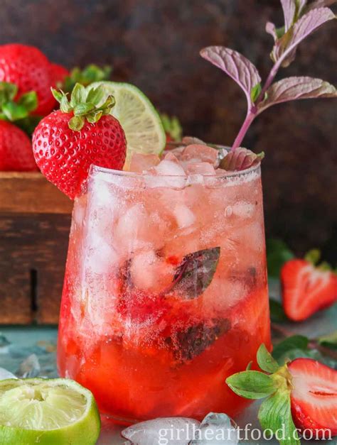 10 Delicious and Refreshing Strawberry Mocktail Recipes to Try Today!